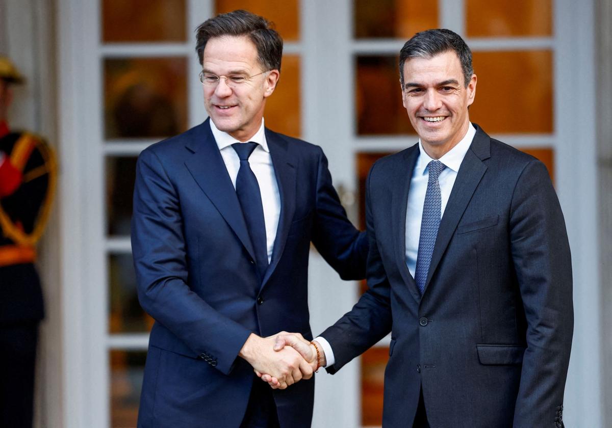 El presidente del Gobierno, Pedro Sánchez, se reunió en enero con Mark Rutte, secretario general de la OTAN, en el Palacio de la Moncloa.