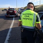Guardia Civil en un control de velocidad.