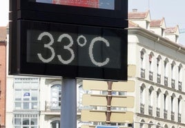 Imagen de archivo de un termómetro en Valladolid.