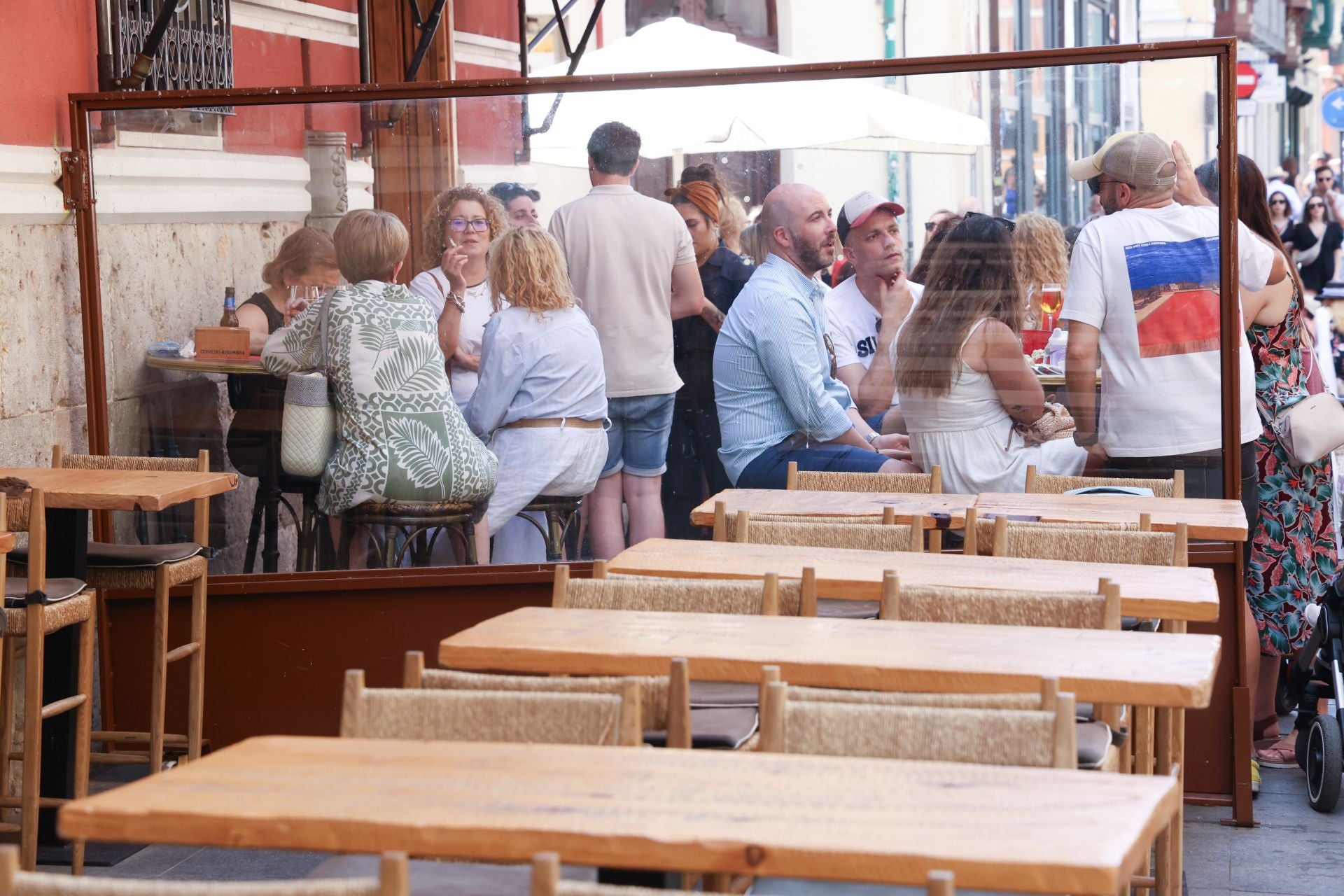 Ambiente en Valladolid a la hora del vermú el Día del Corpus