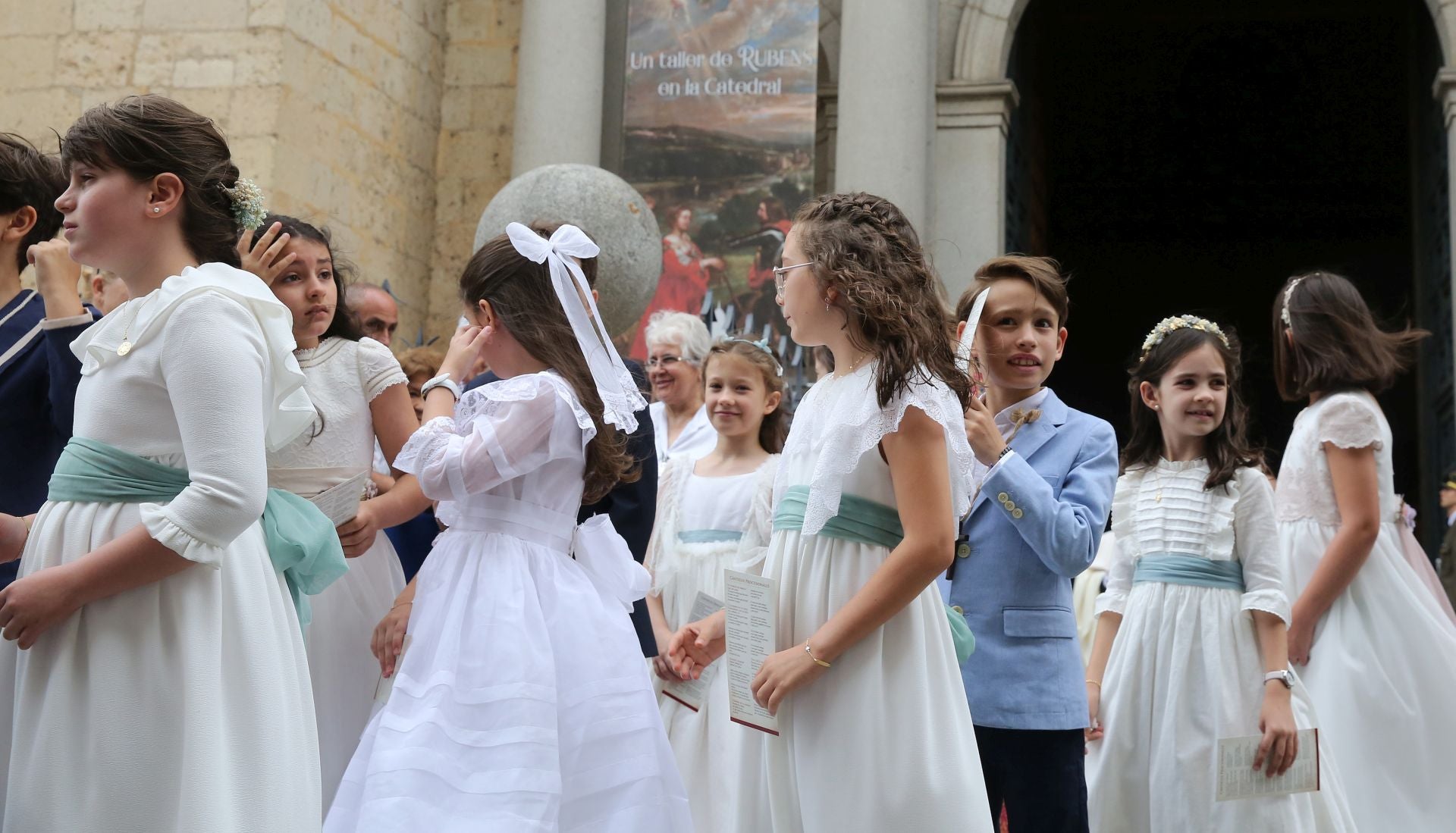 La accidentada procesión del Corpus, en imágenes
