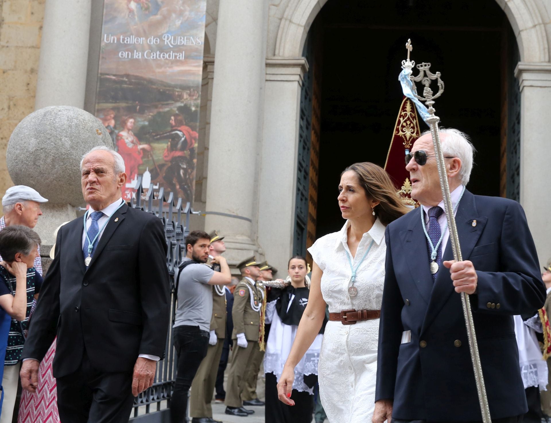 La accidentada procesión del Corpus, en imágenes