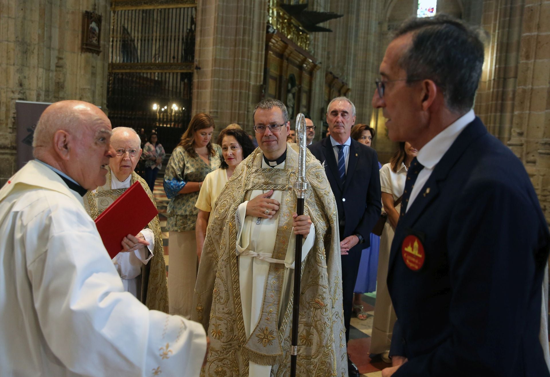 La accidentada procesión del Corpus, en imágenes