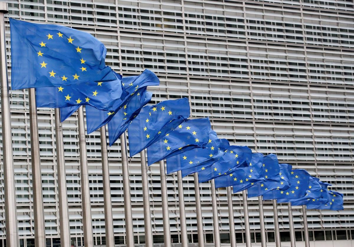Europa planta cara a Sánchez