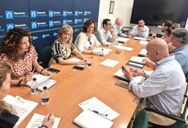 Reunión de la Junta de Gobierno de la Diputación.