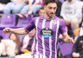Raúl Moro, durante el encuentro en Zorrilla ante Osasuna.