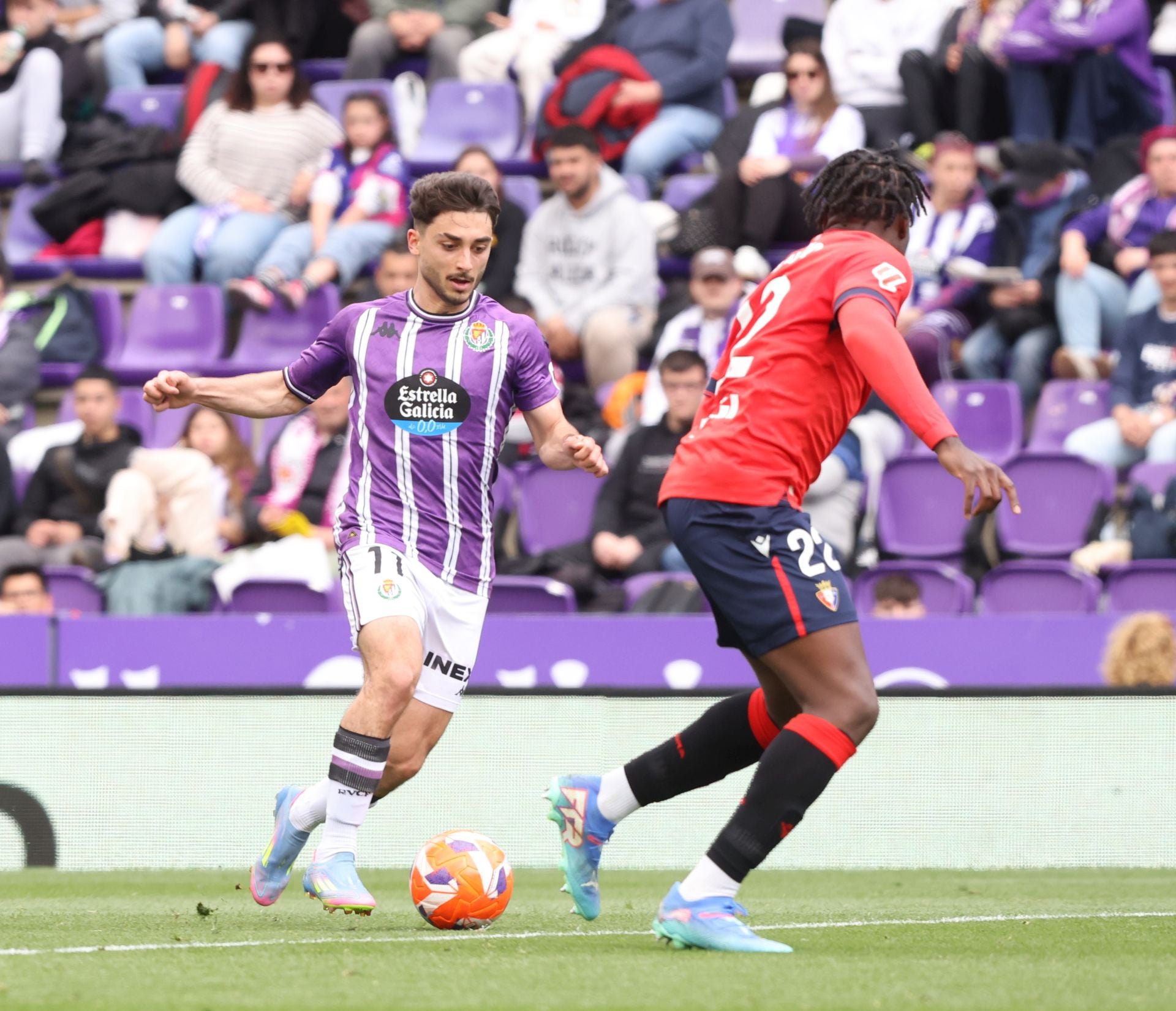 Raúl Moro, durante el encuentro en Zorrilla ante Osasuna.