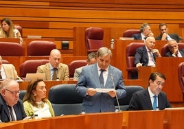 Intervención del consejero de Movilidad y Transformación Sostenible, José Luis Sanz Merino, en el Pleno de las Cortes.