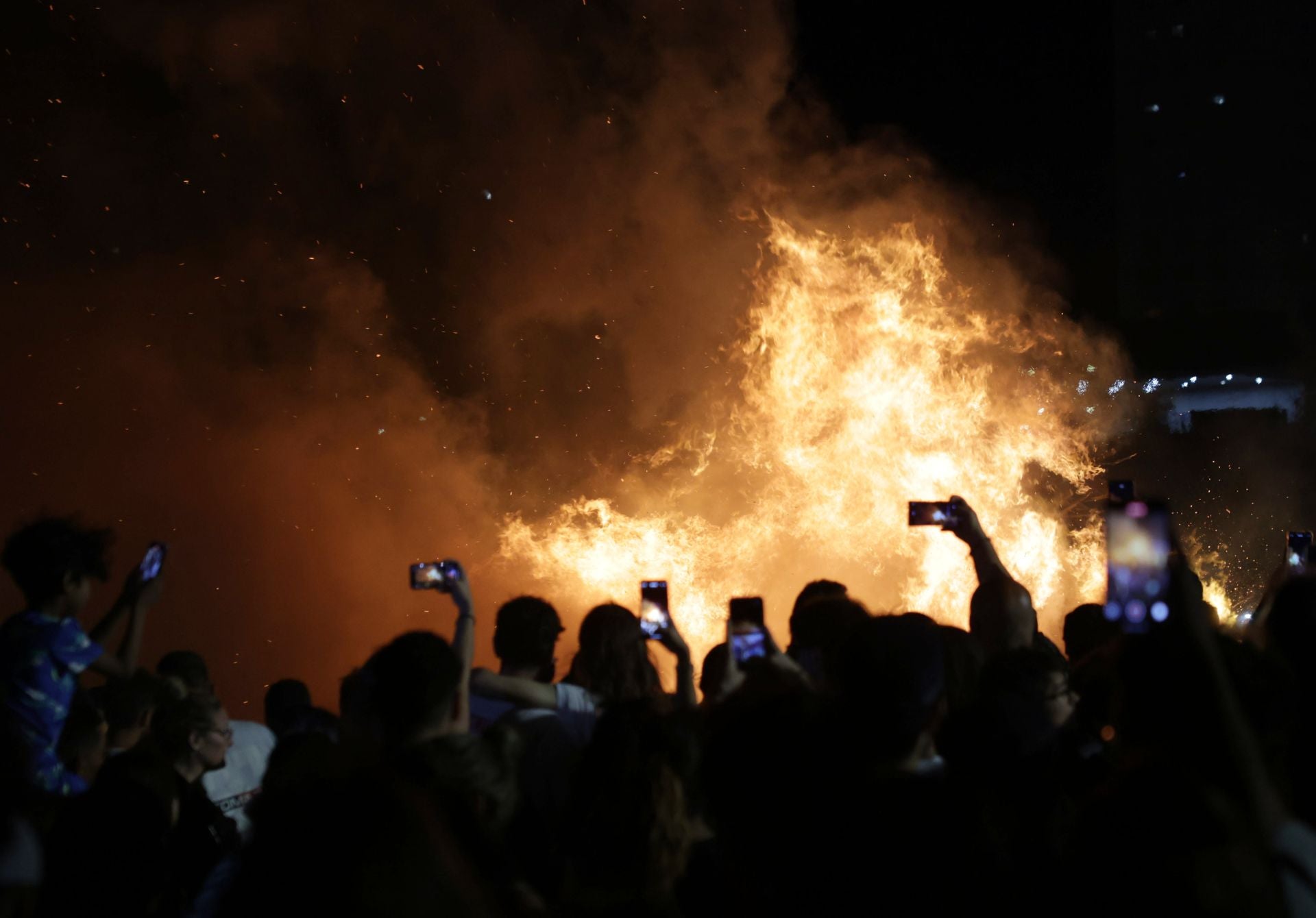 Las imágenes de la noche de San Juan en Valladolid
