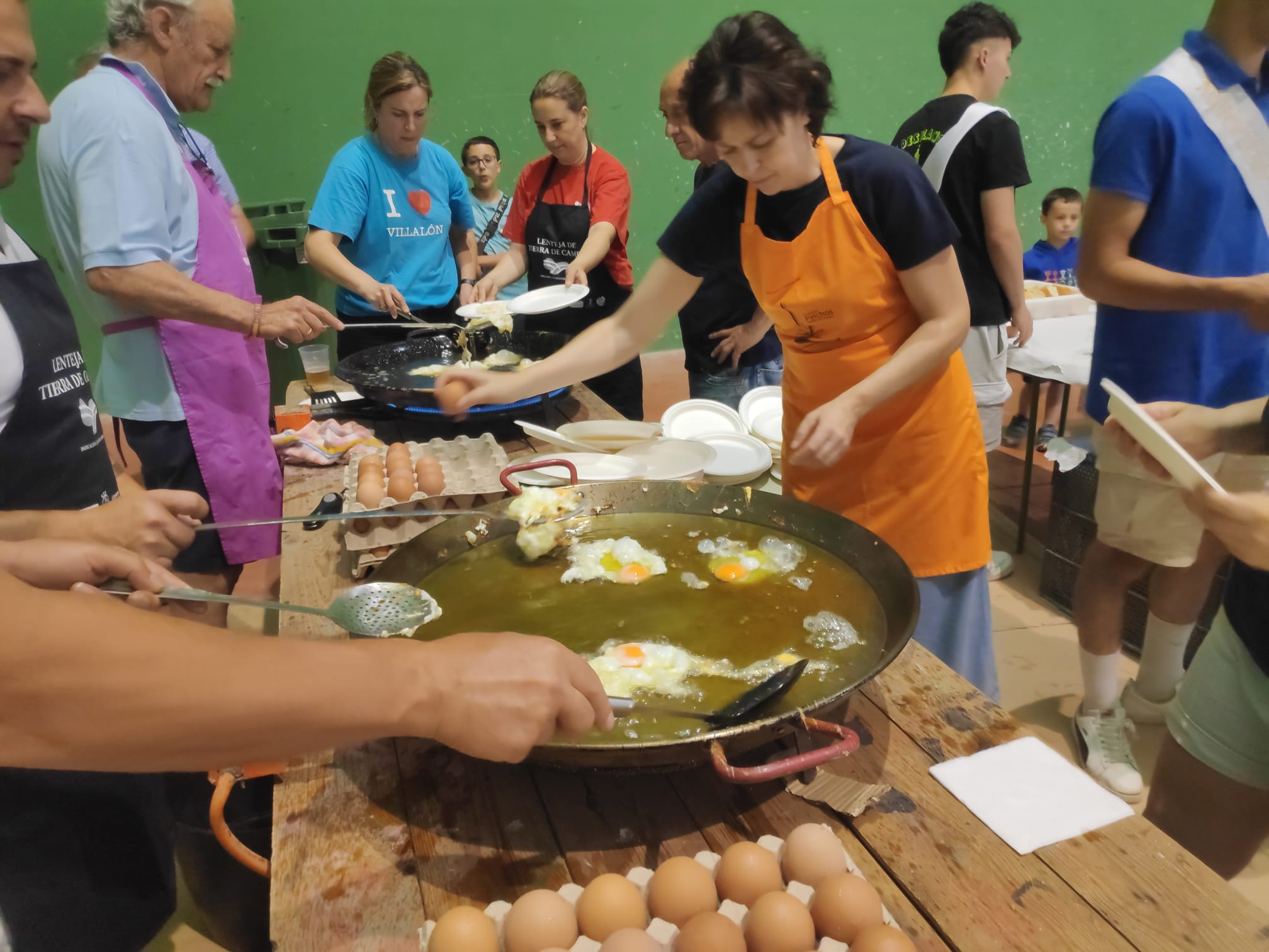 Villalón de Campos vuelve a poner en valor las delicias culinarias del huevo frito