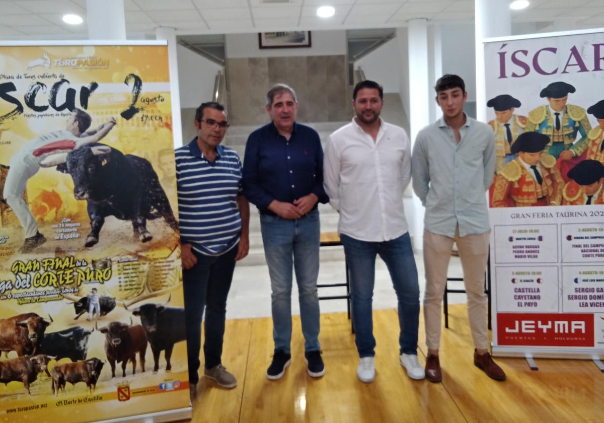 Presentación de los carteles de la feria y festejos populares del ciclo taurino de las Fiestas de Agosto de Íscar.