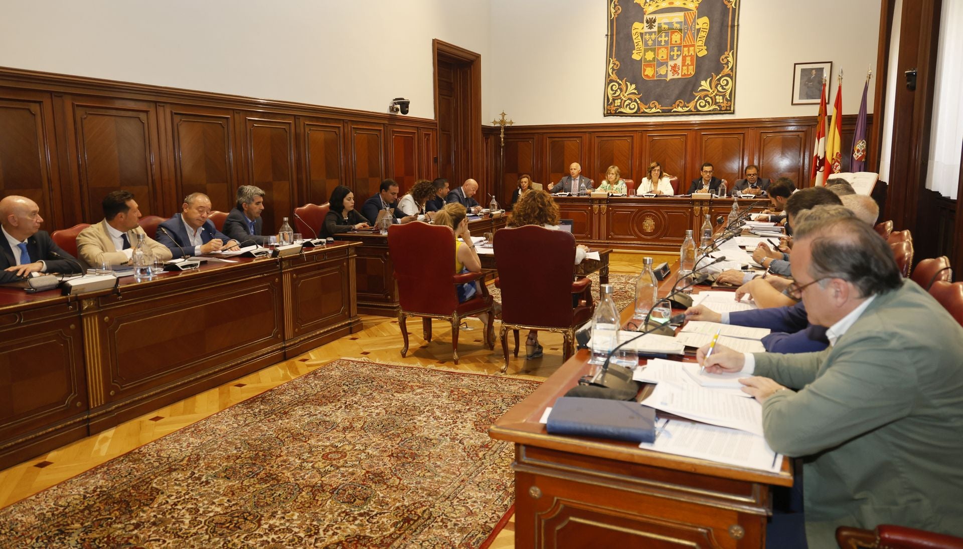 El último pleno de Araceli Villegas en la Diputación de Palencia