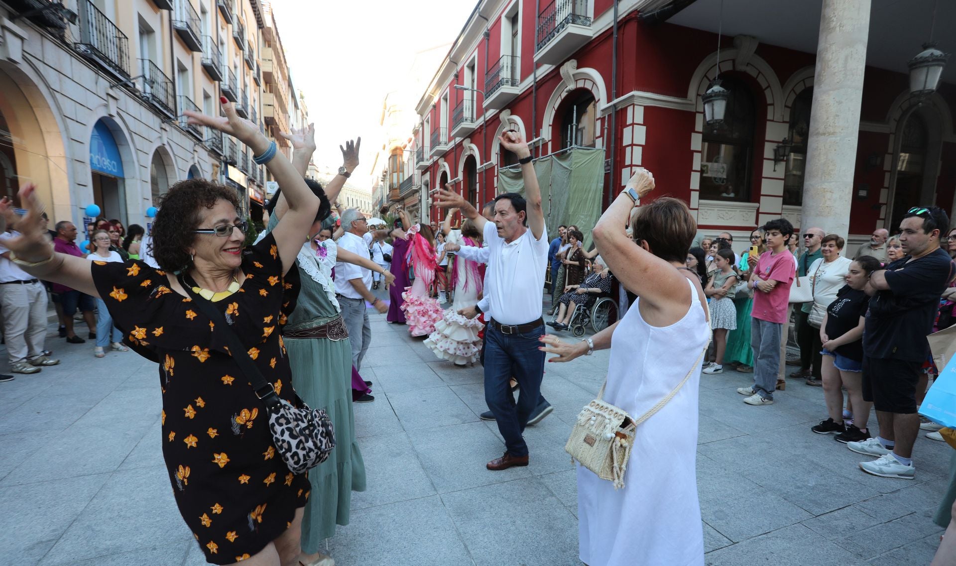 El comercio de Palencia saca una sonrisa