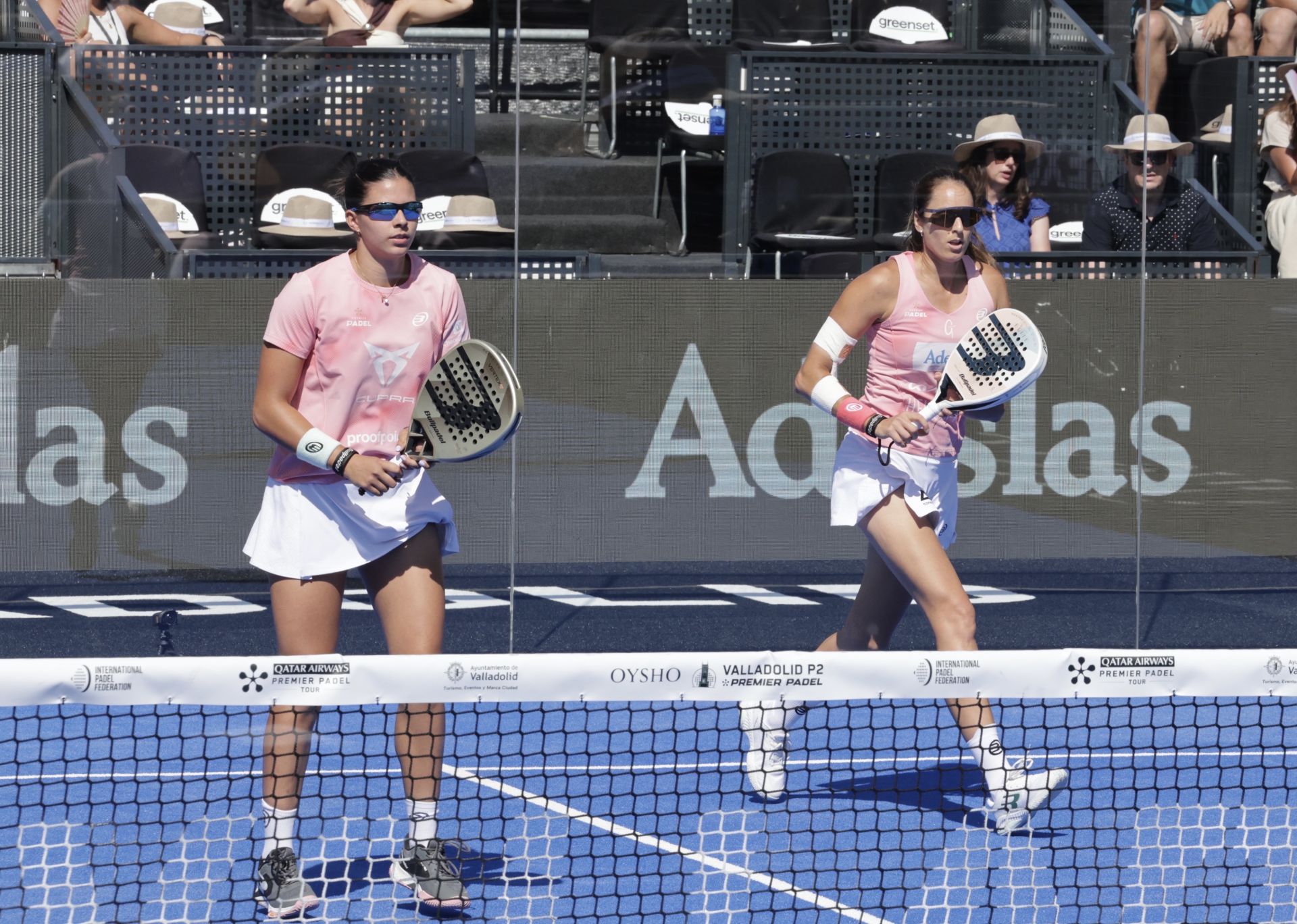 Las imágenes de la penúltima jornada del Premier Padel en la Plaza Mayor