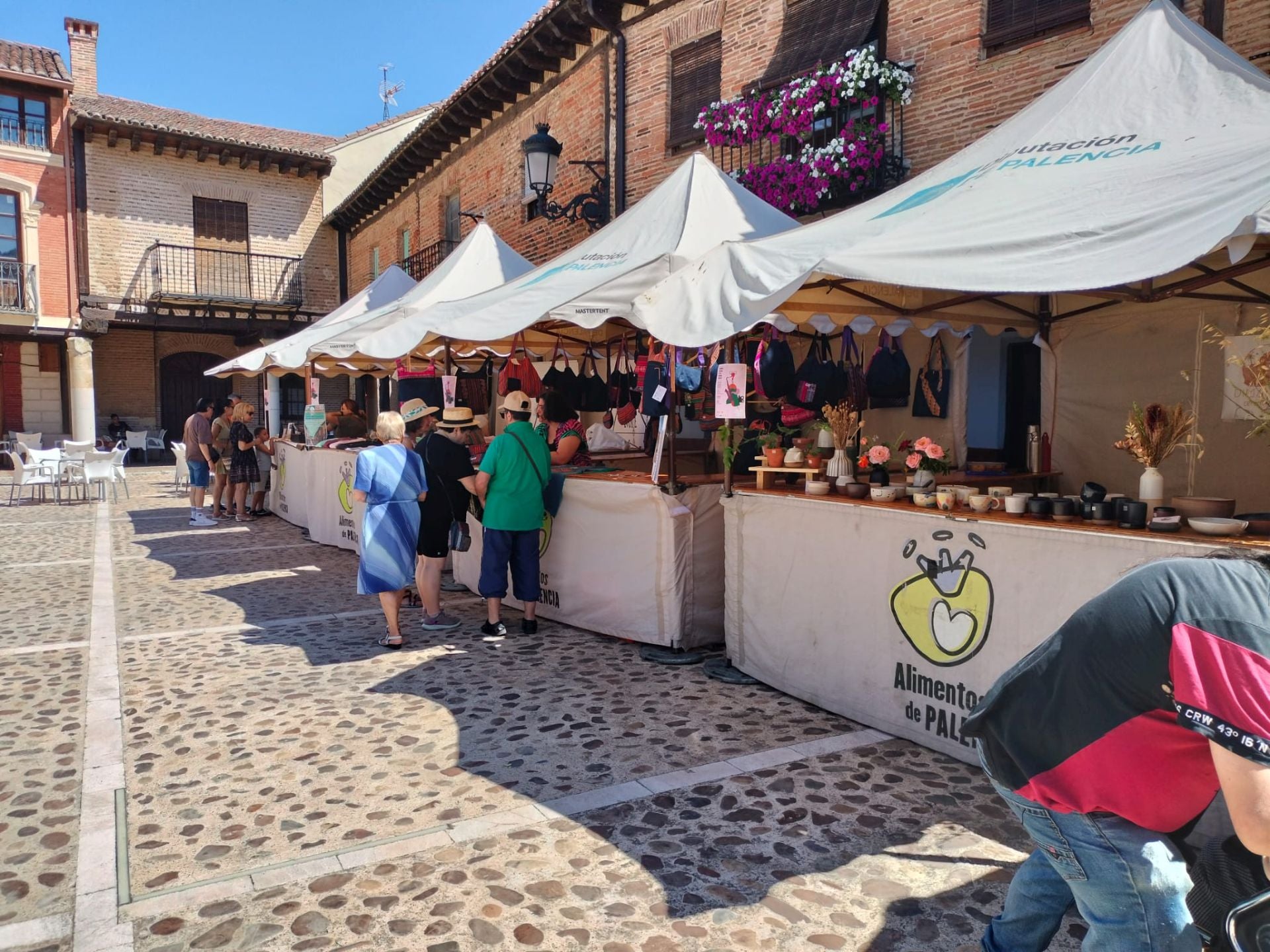 Palencia recibe a la Caravana Cultural de las Mujeres Rurales