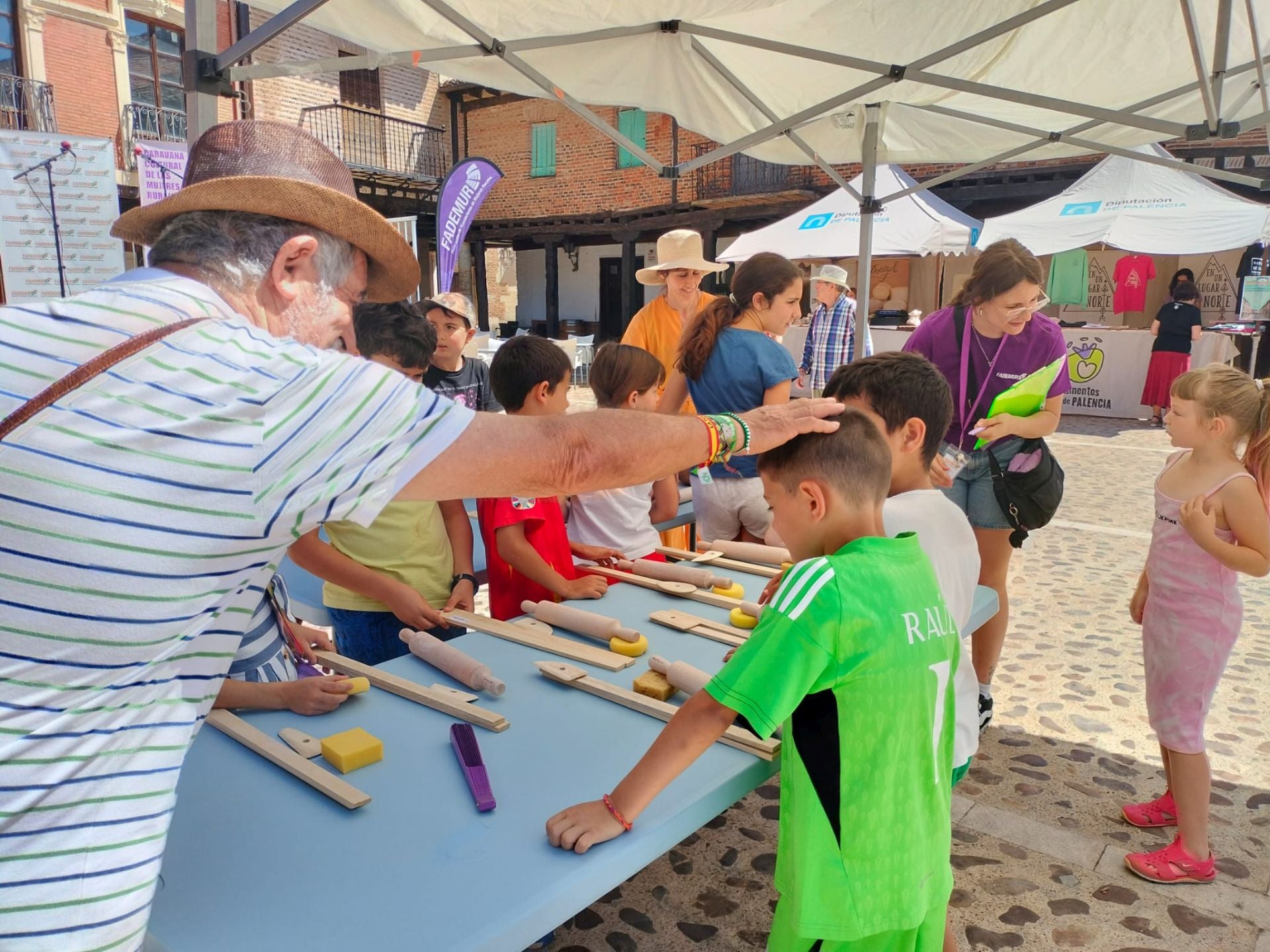 Palencia recibe a la Caravana Cultural de las Mujeres Rurales