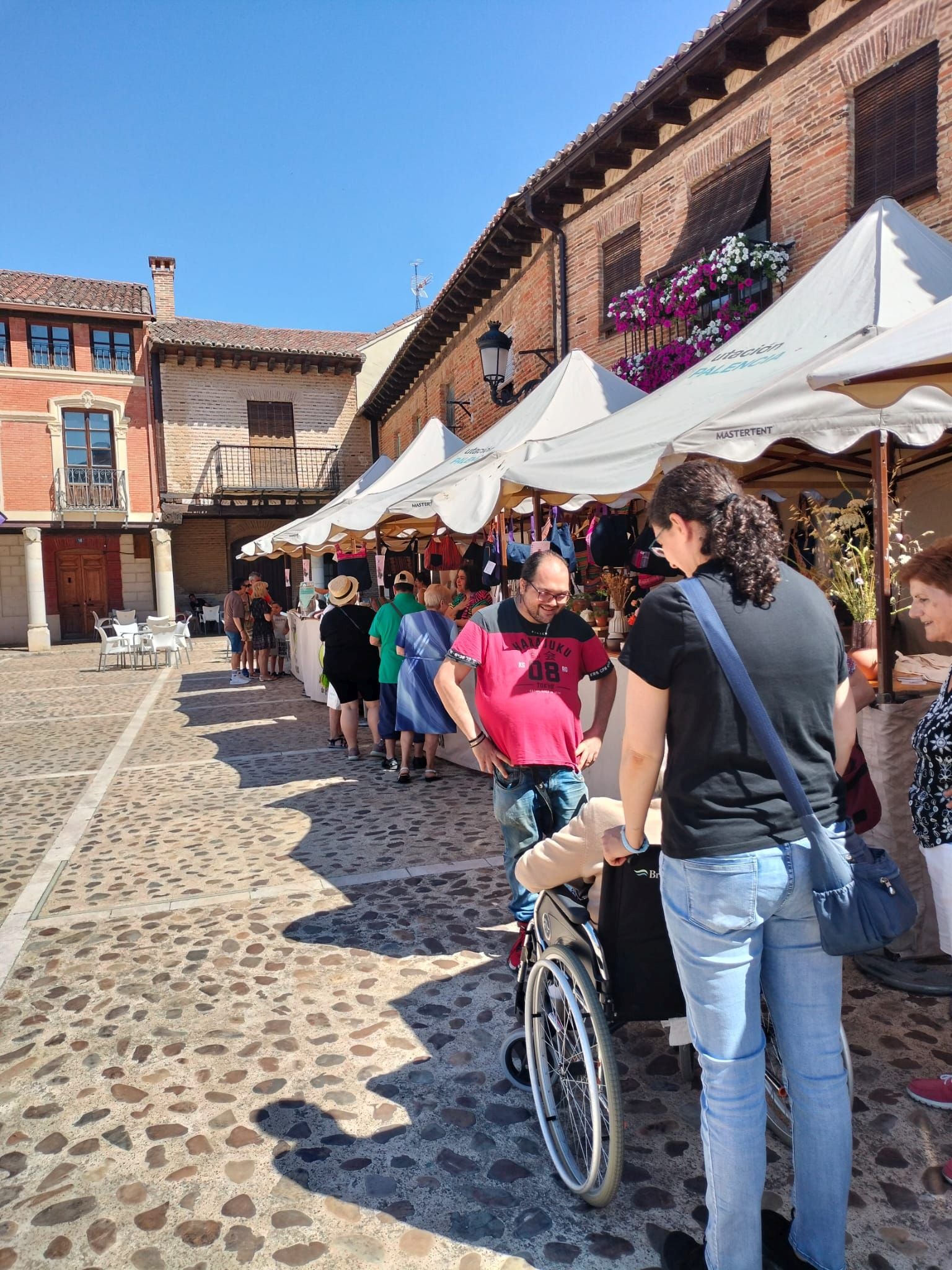 Palencia recibe a la Caravana Cultural de las Mujeres Rurales