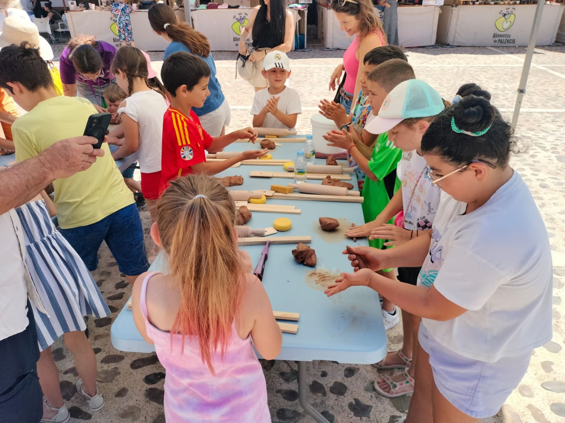 Palencia recibe a la Caravana Cultural de las Mujeres Rurales