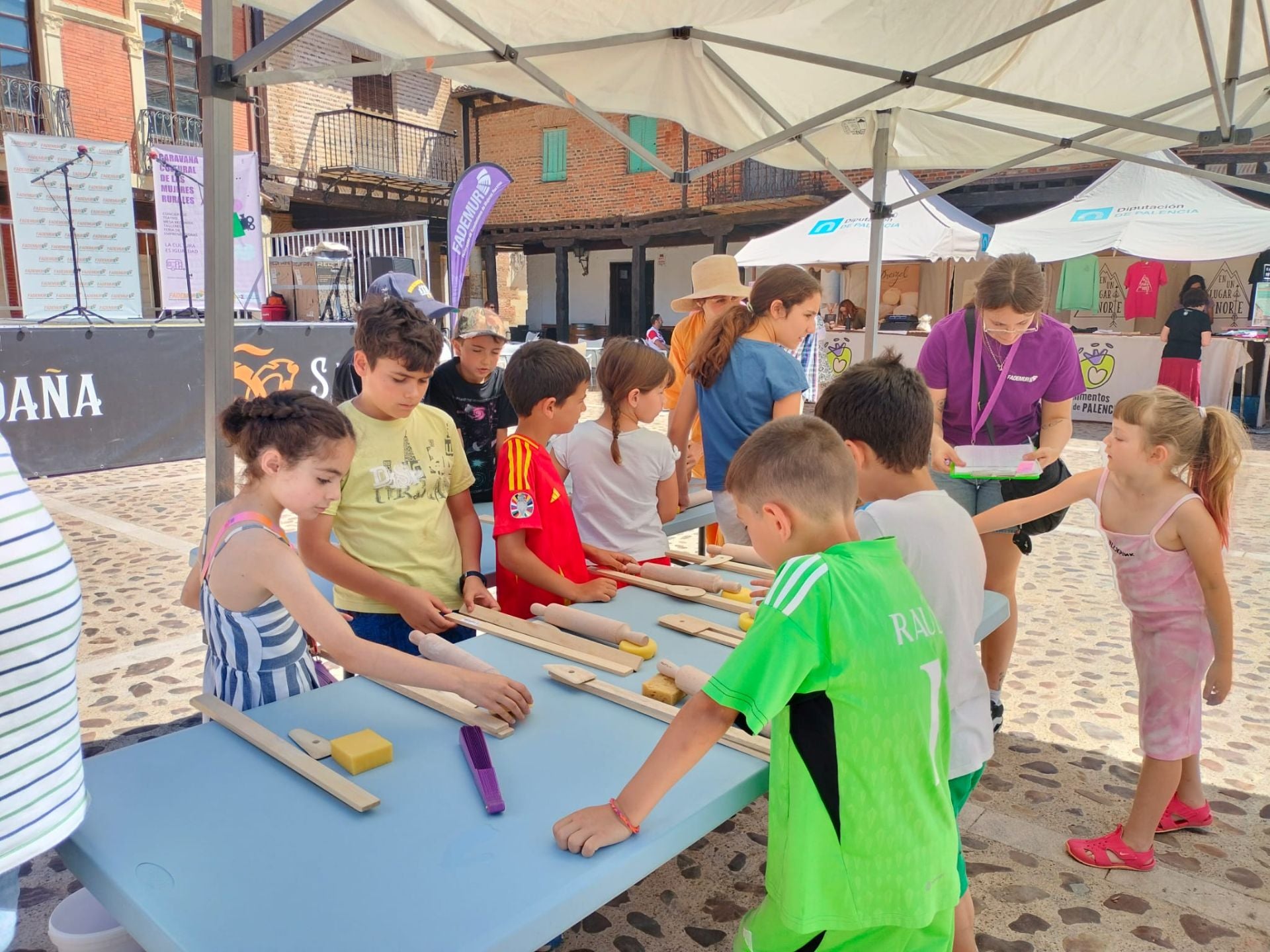 Palencia recibe a la Caravana Cultural de las Mujeres Rurales