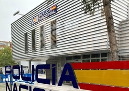 Entrada a la Comisaría de Delicias.