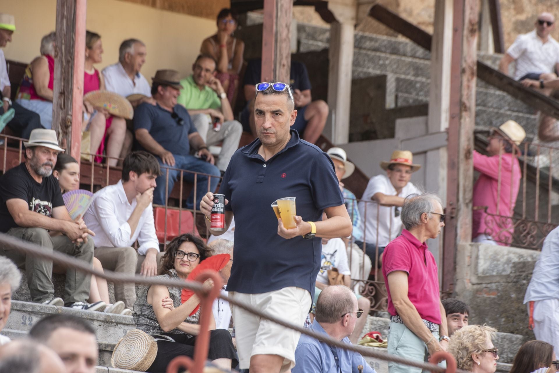 Búscate en los toros durante la corrida en Segovia