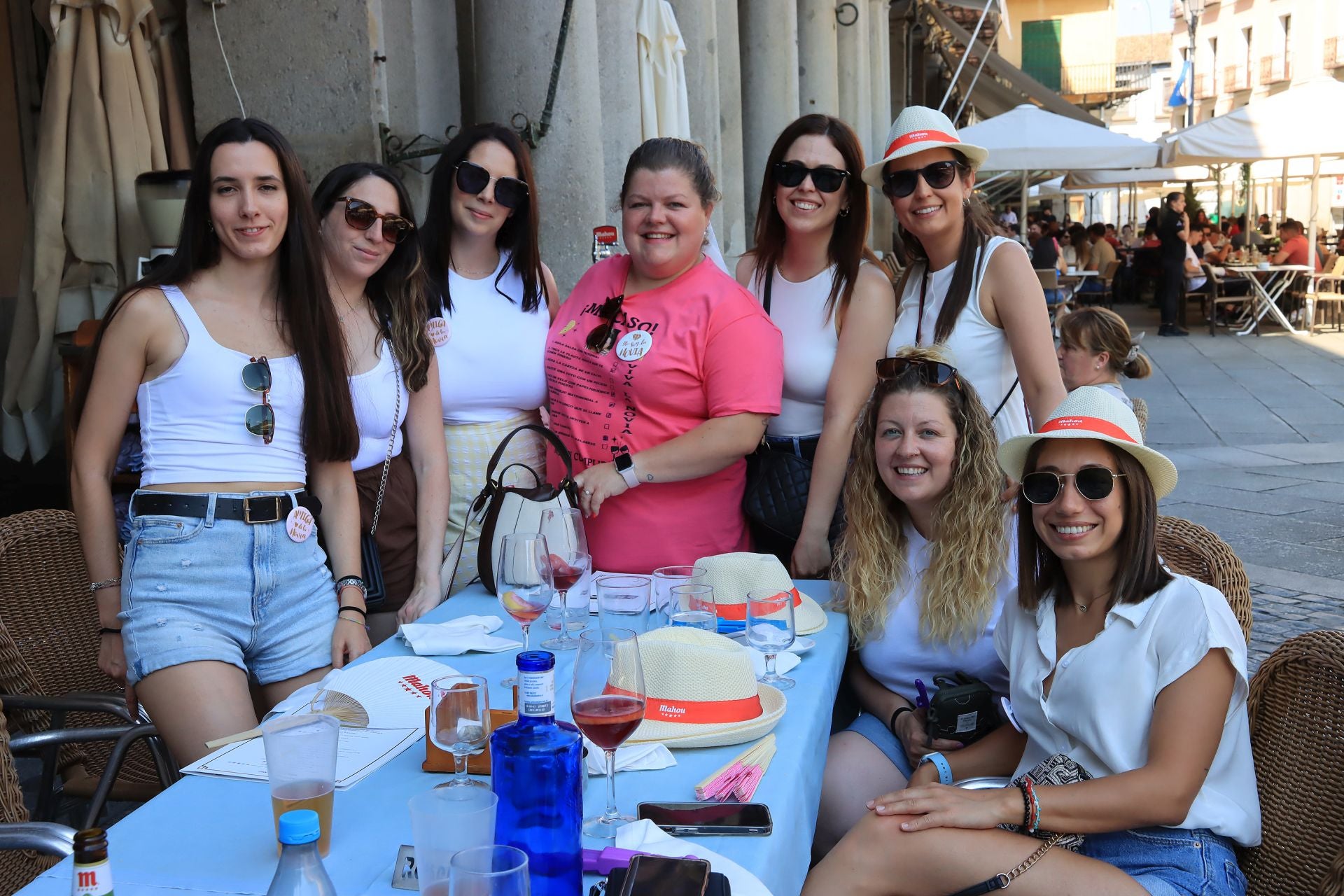 Fotos del tardeo de fiestas del sábado en Segovia