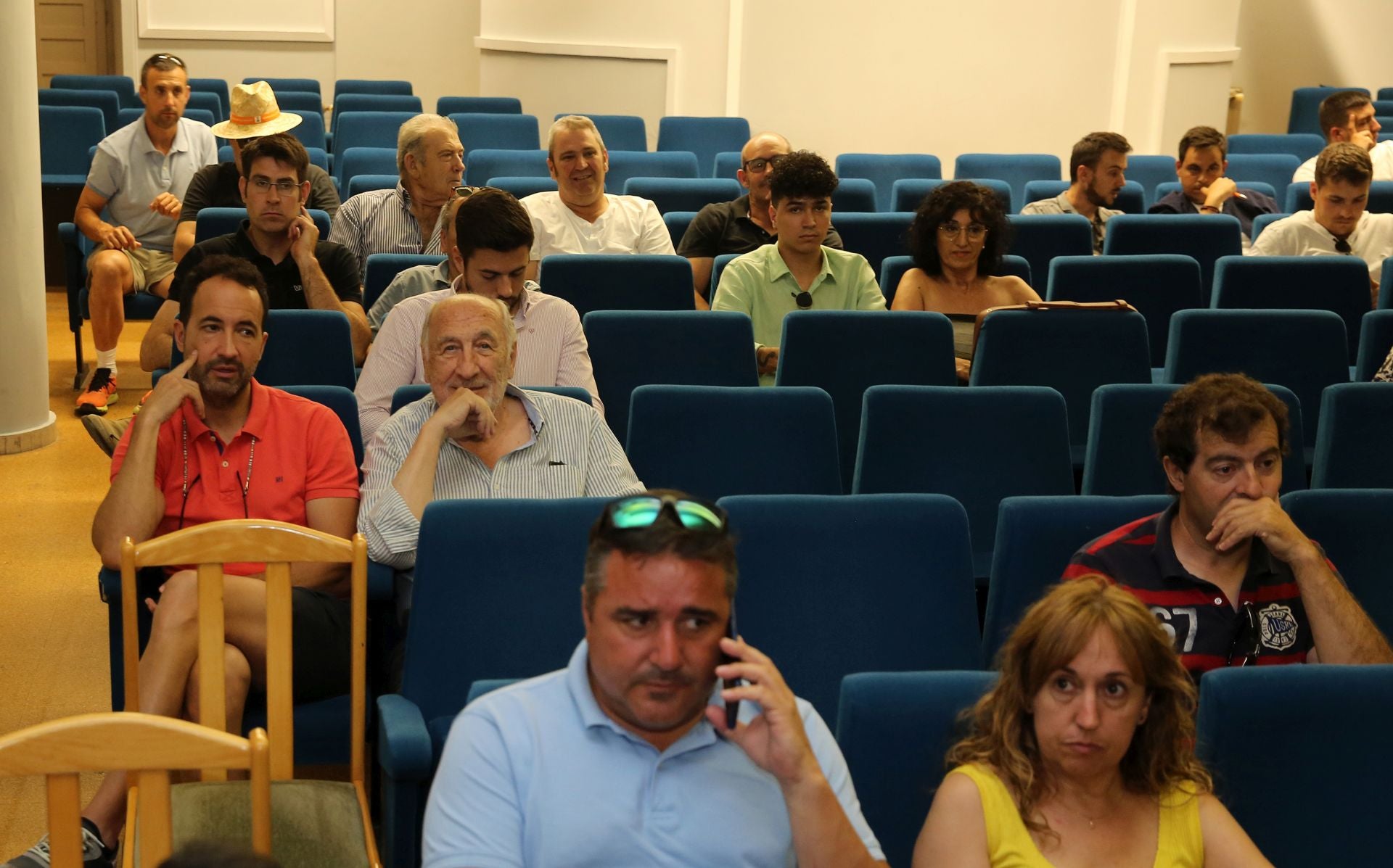 Fotos de la presentación de la futura planta de biogás de Carbonero el Mayor