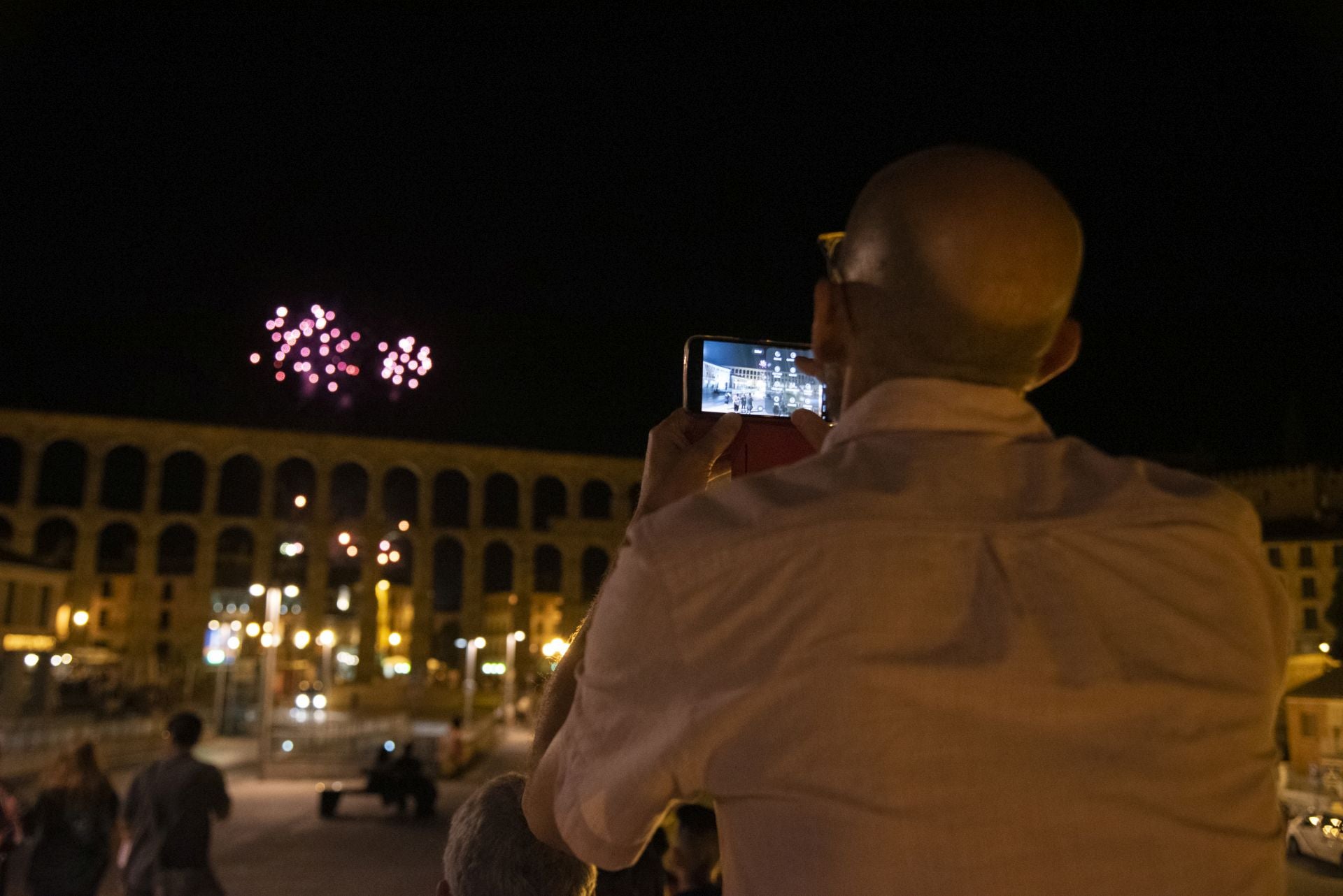 Fotos del espectáculo de fuegos artificiales en Segovia