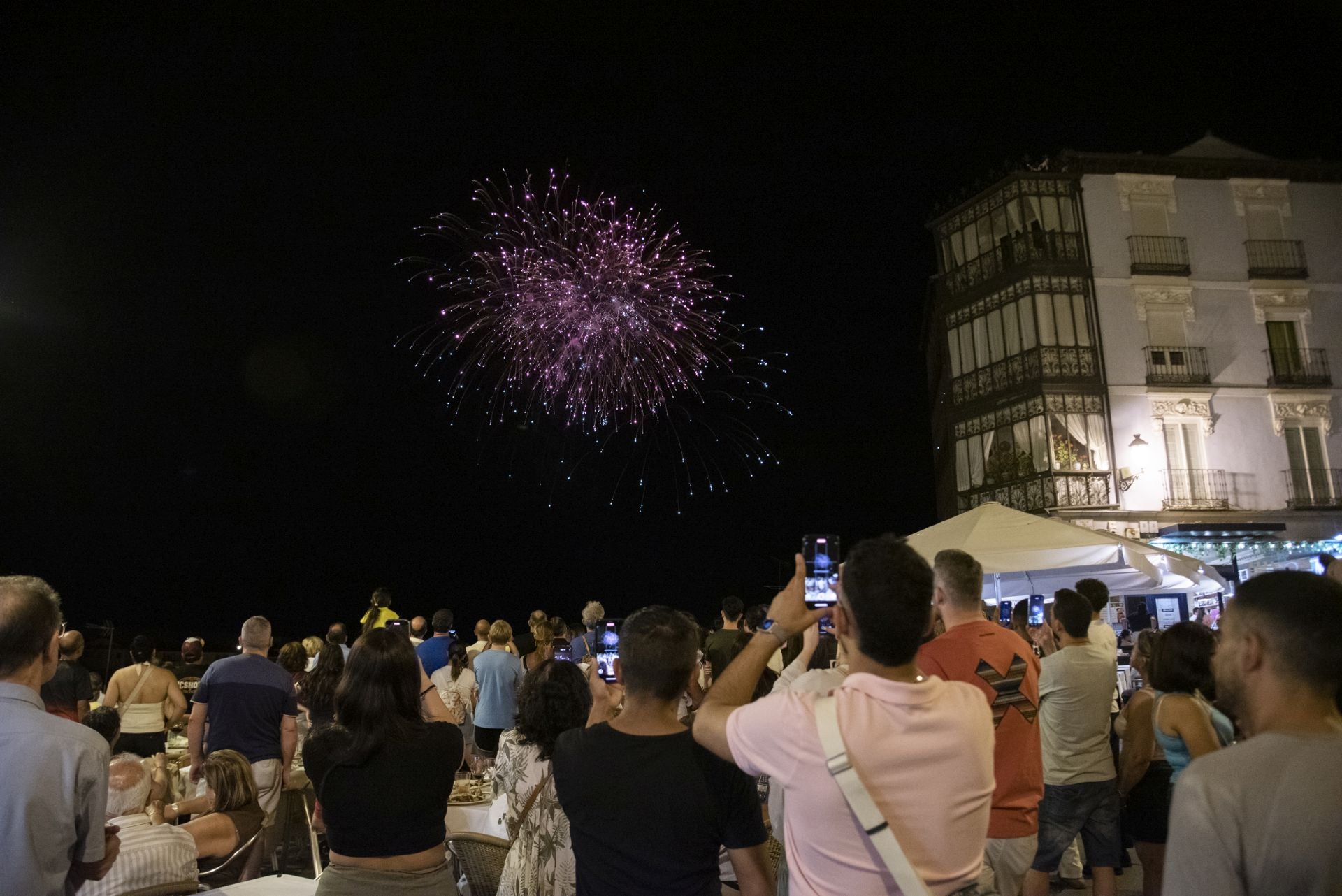 Fotos del espectáculo de fuegos artificiales en Segovia