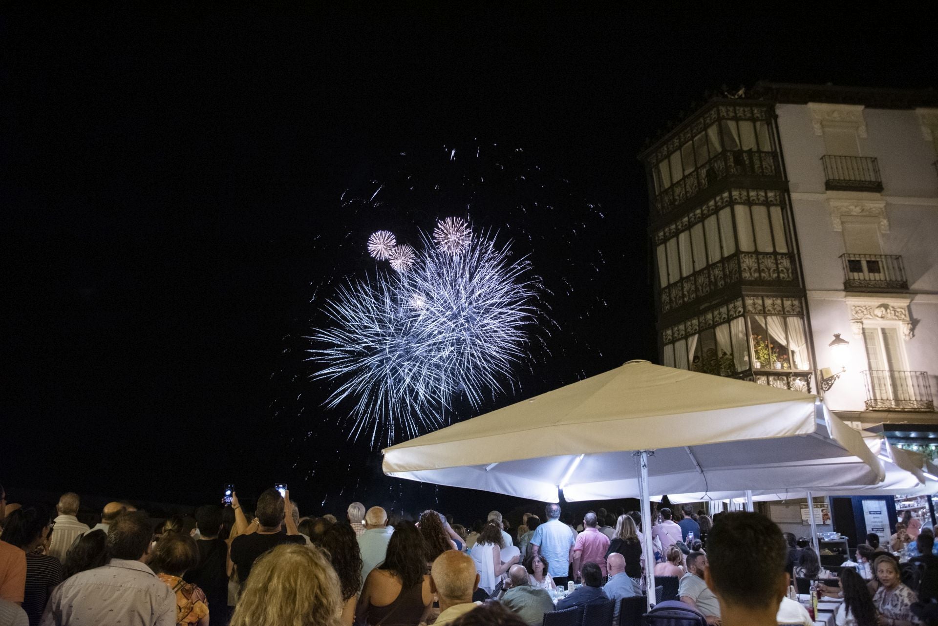 Fotos del espectáculo de fuegos artificiales en Segovia