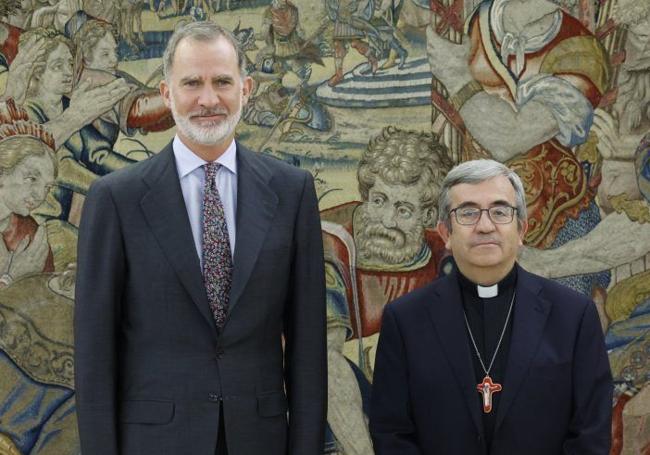 El rey Felipe VI y el arzobispo, Luis Argüello.
