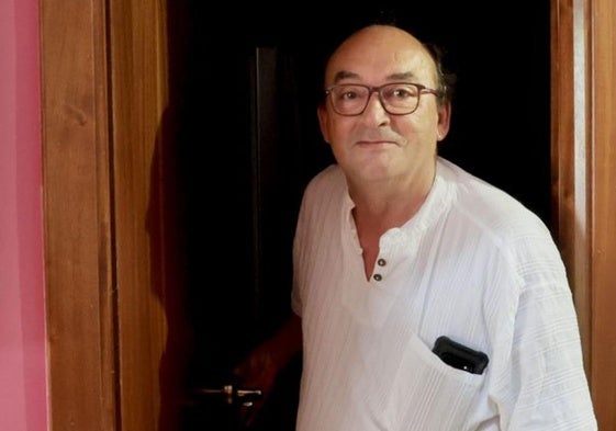 Roberto Bedera, en su casa en La Cistérniga.