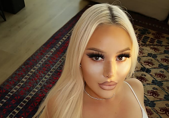La actriz Kylie Page en una foto de su cuenta de Instagram