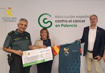 La Guardia Civil recauda 8.720 euros para la Asociación del Cáncer
