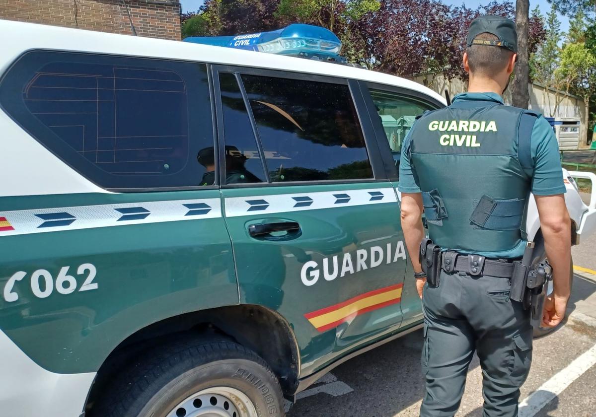 Patrulla de la Guardia Civil en Valladolid.