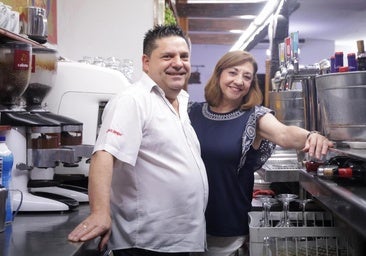 Los dueños del Mesón Herbe se jubilan tras 47 años «al pie del cañón»