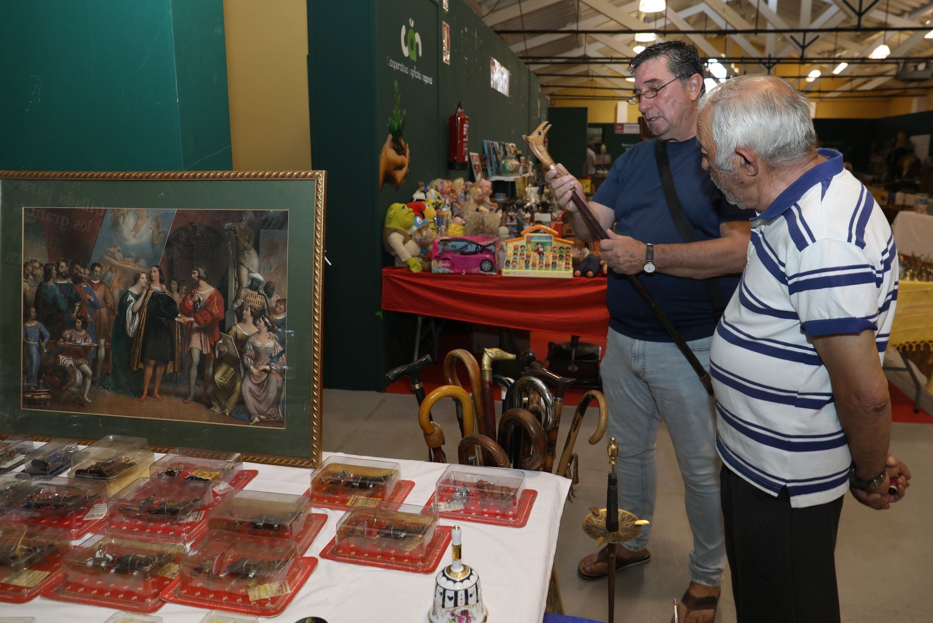 Así es la feria de antigüedades de Carrión