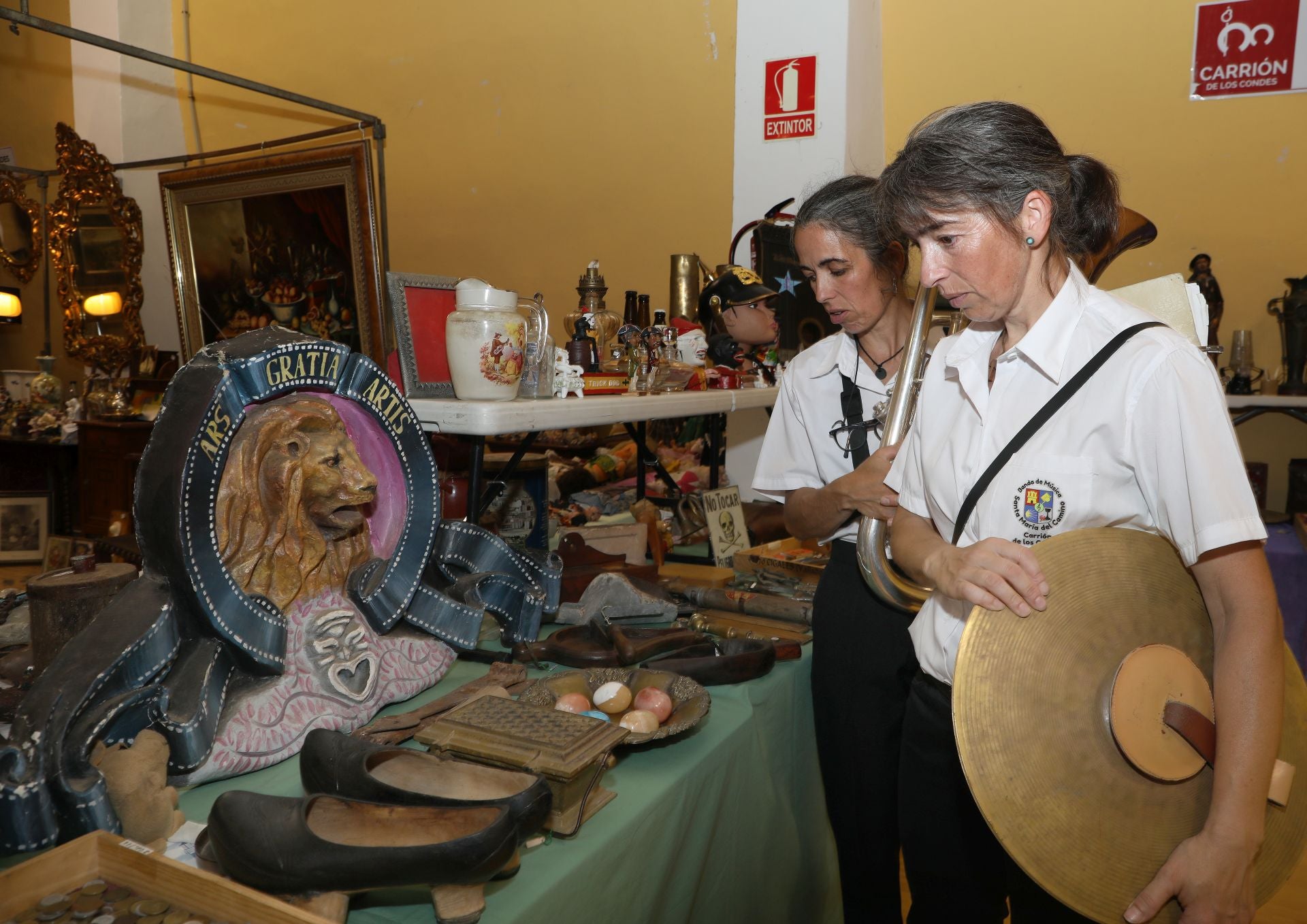 Así es la feria de antigüedades de Carrión