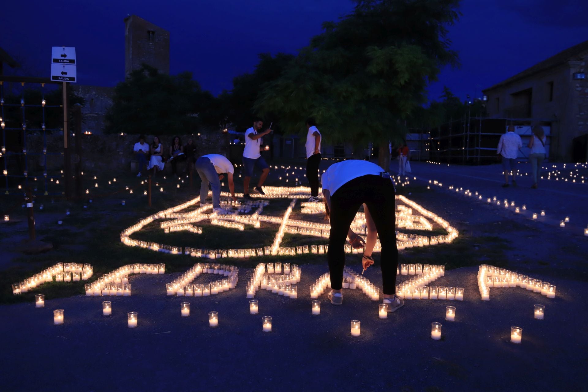 La noche de las velas en Pedraza, en imágenes