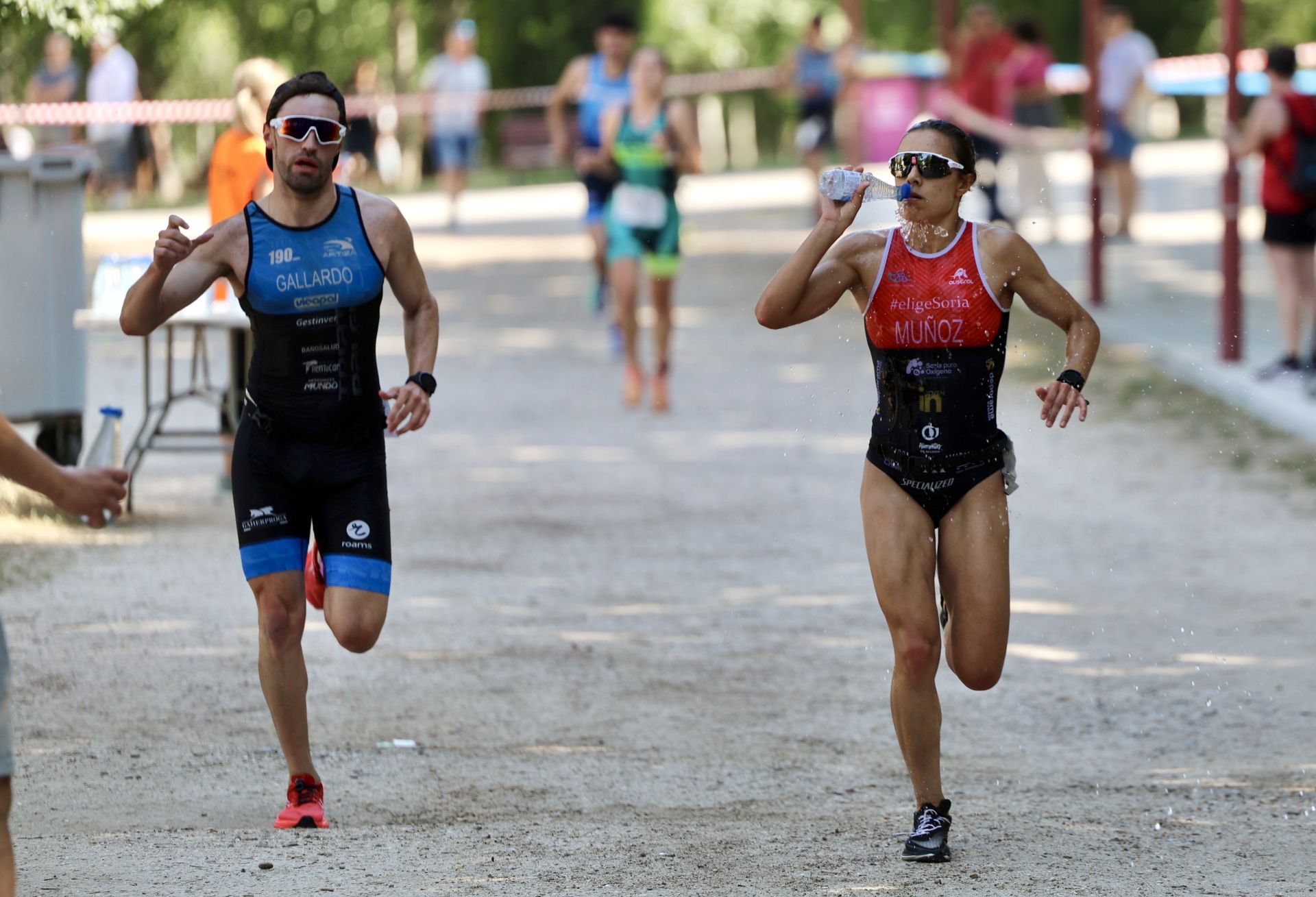 Doscientos atletas prueban su resistencia en la XXVII edición del Triatlón Ciudad de Valladolid
