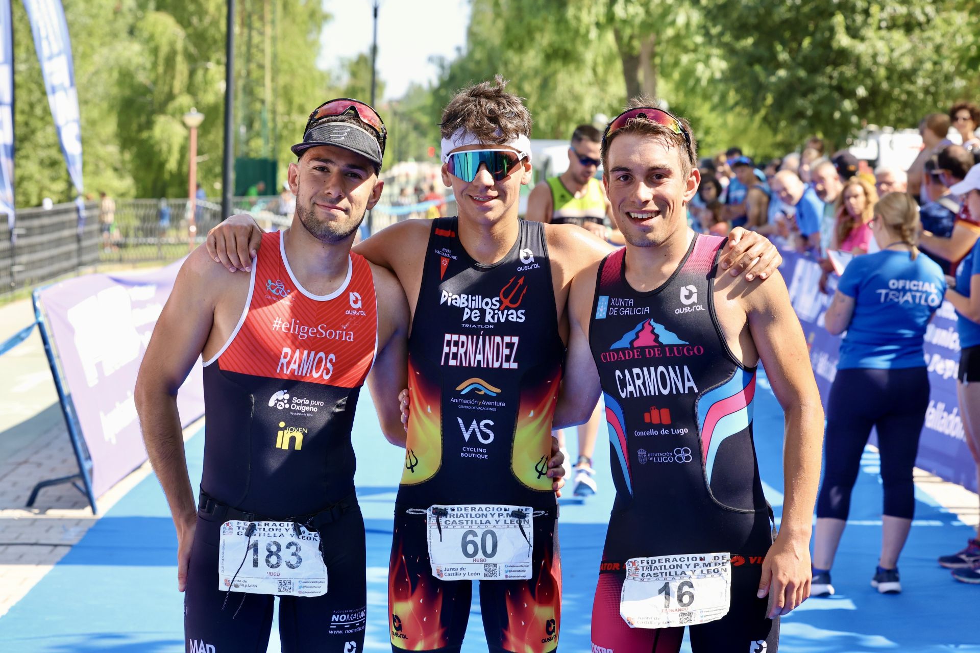 Doscientos atletas prueban su resistencia en la XXVII edición del Triatlón Ciudad de Valladolid