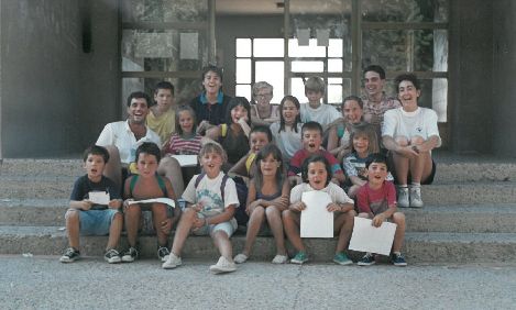 Alumnos participantes en las Escuelas de Verano de 1994.