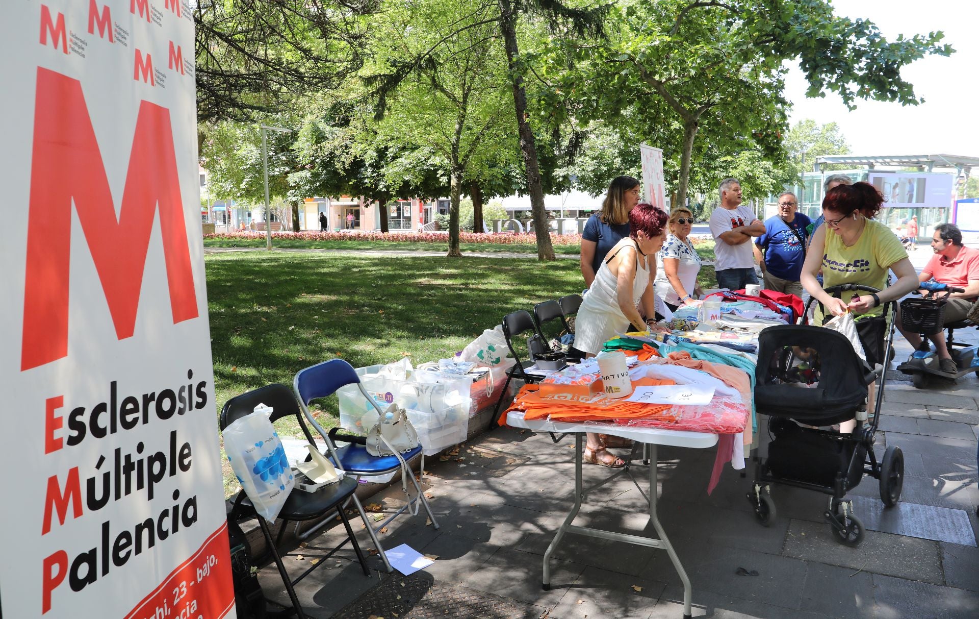 La esclerosis múltiple se muestra en el parque del Salón
