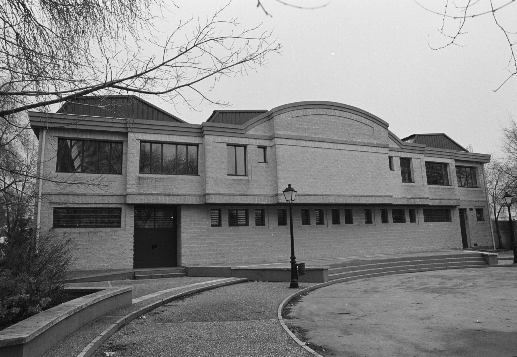 Polideportivo municipal en una imagen de 2001.