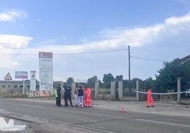 La Policía Nacional buscó pruebas en el lugar del crimen.