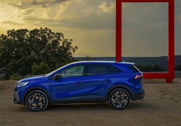 Renault apuesta por el Symbioz para afianzar su liderazgo de ventas y el turno de noche