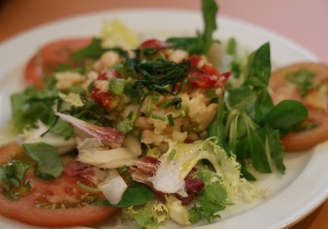 Ensalada de alubias blancas del patio del Olivo.