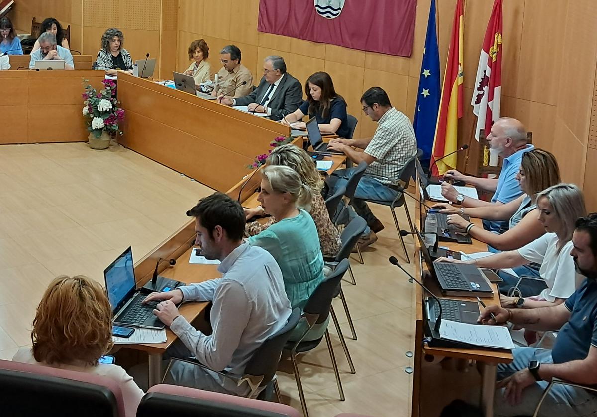 Pleno municipal de aprobación de los presupuestos para el ejercicio de 2025.