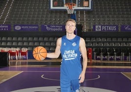Tobias Borg en el Pabellón Municipal de Palencia