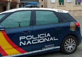 Imagen de archivo de un vehículo de la Policía Nacional.